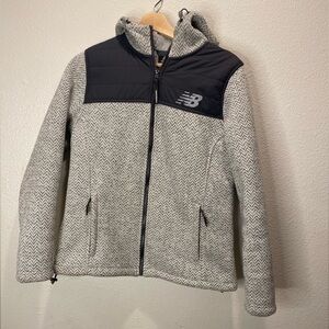 New Balance Women’s Black and Gray Chevron Jacket Fuzzy and Heavy Size Medium
